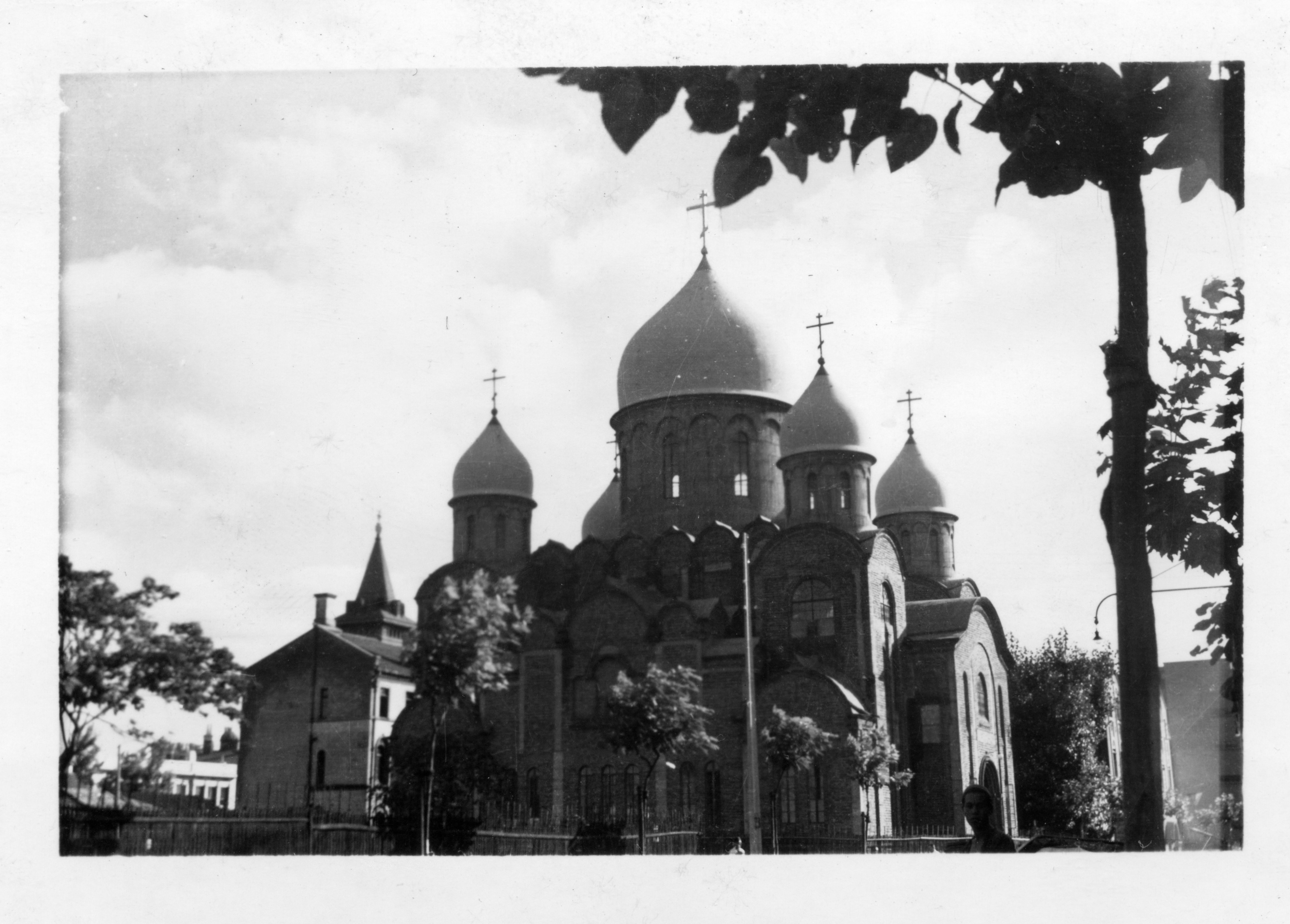 Nhà thờ chính toà Đức Theotokos Thánh khiết - 1938